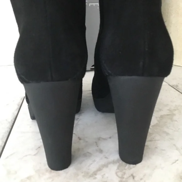 La Canadienne Black Suede Waterproof Boots Women’s Size 9.5 Medium